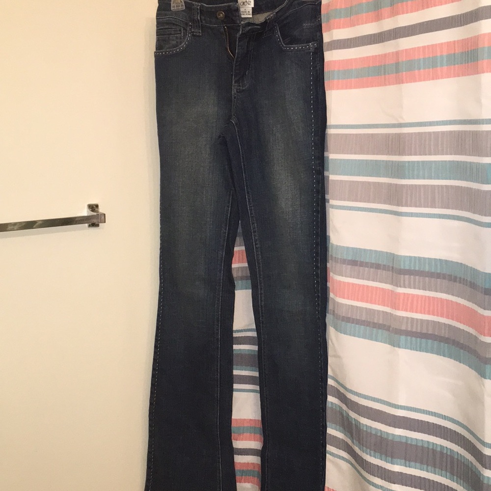 Cache Jeans